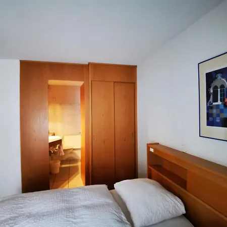 Crystal Hotel 3*